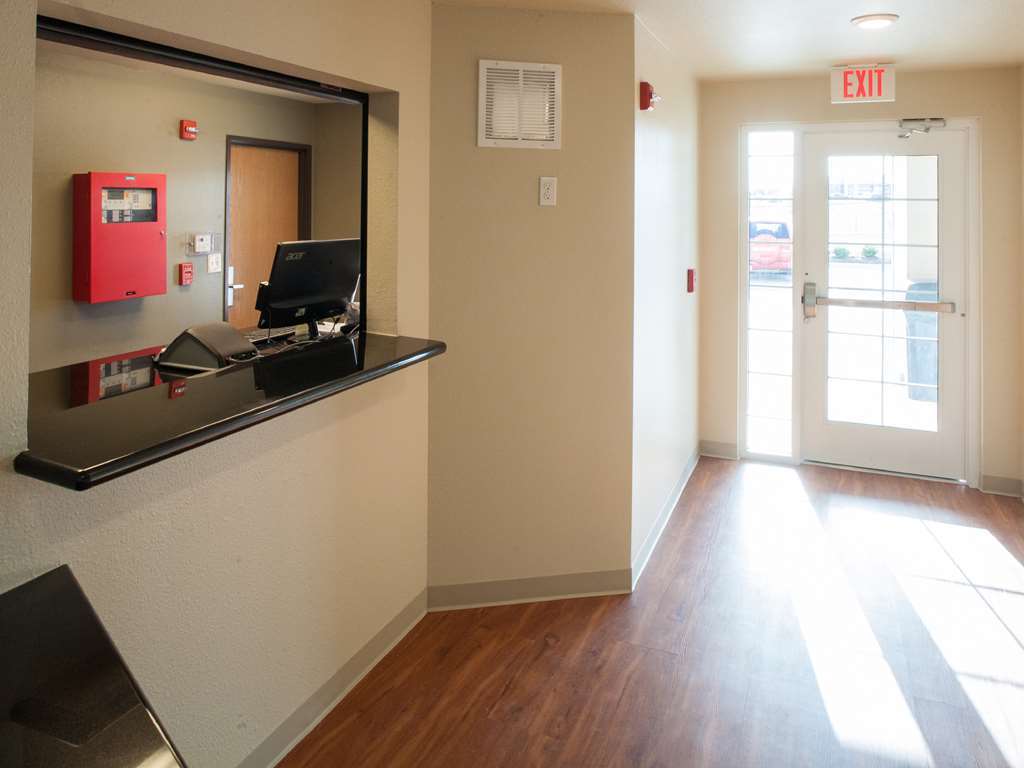 Woodspring Suites Kansas City Mission Merriam Beltér fotó